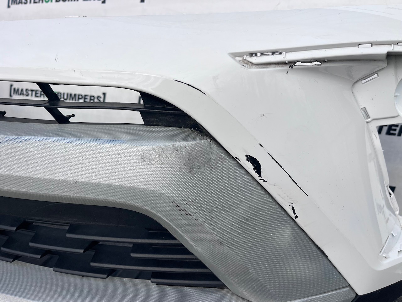 Vauxhall Crossland X Turbo Sri Lift 2021-2025 Front Bumper No Pdc Genuine [q345]