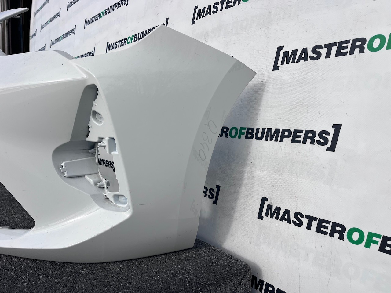 Vauxhall Corsa F Turbo Sri Vx Hatch 2020-2024 Front Bumper No Pdc Genuine [q340]