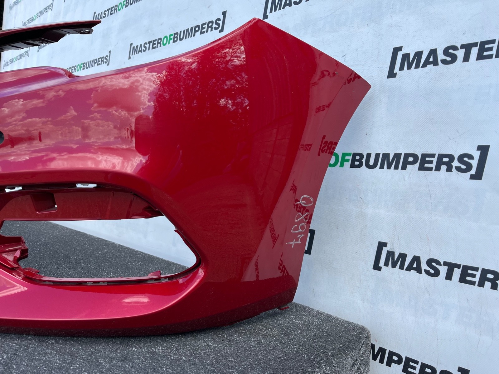 Vauxhall Astra K Turbo Facelift 2019-2021 Front Bumper 4 Pdc Genuine [q897]