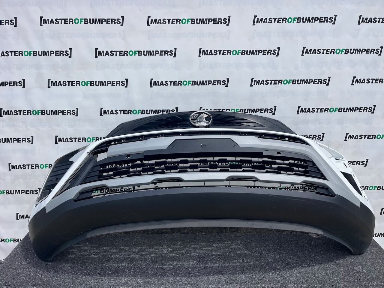 Vauxhall Crossland X Turbo Sri Lift 2021-2025 Front Bumper 4 Pdc Genuine [q362]