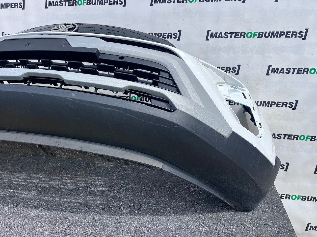 Vauxhall Crossland X Turbo Sri Lift 2021-2025 Front Bumper 4 Pdc Genuine [q362]
