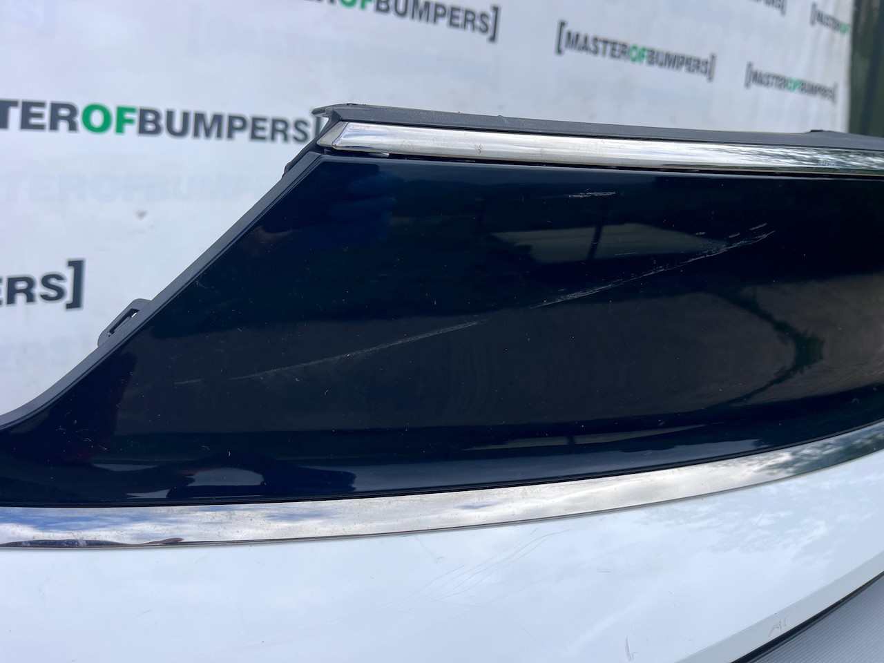 Vauxhall Crossland X Turbo Sri Lift 2021-2025 Front Bumper 4 Pdc Genuine [q362]