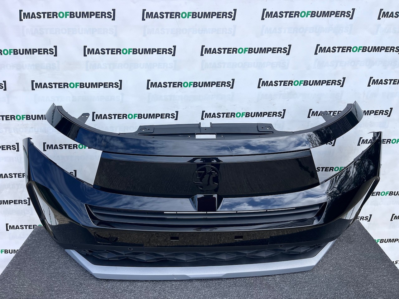 Vauxhall Frontera Gs Hybrid 2025-2027 Front Bumper 6 Pdc Genuine [q364]