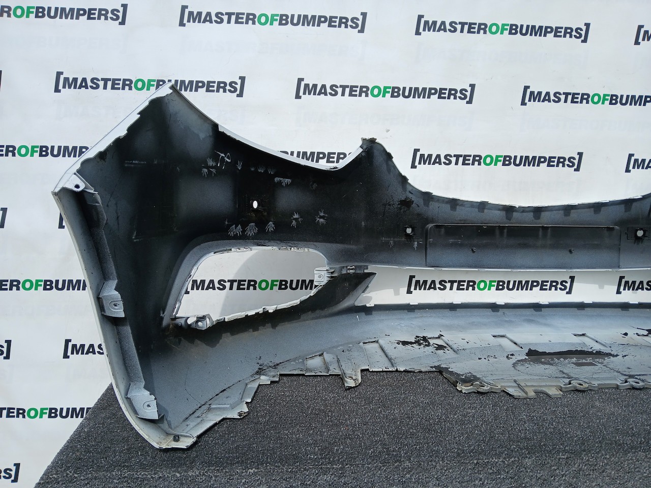 Vauxhall Zafira C Tourer Lift 2017-2022 Front Bumper 4 Pdc Genuine [q370]