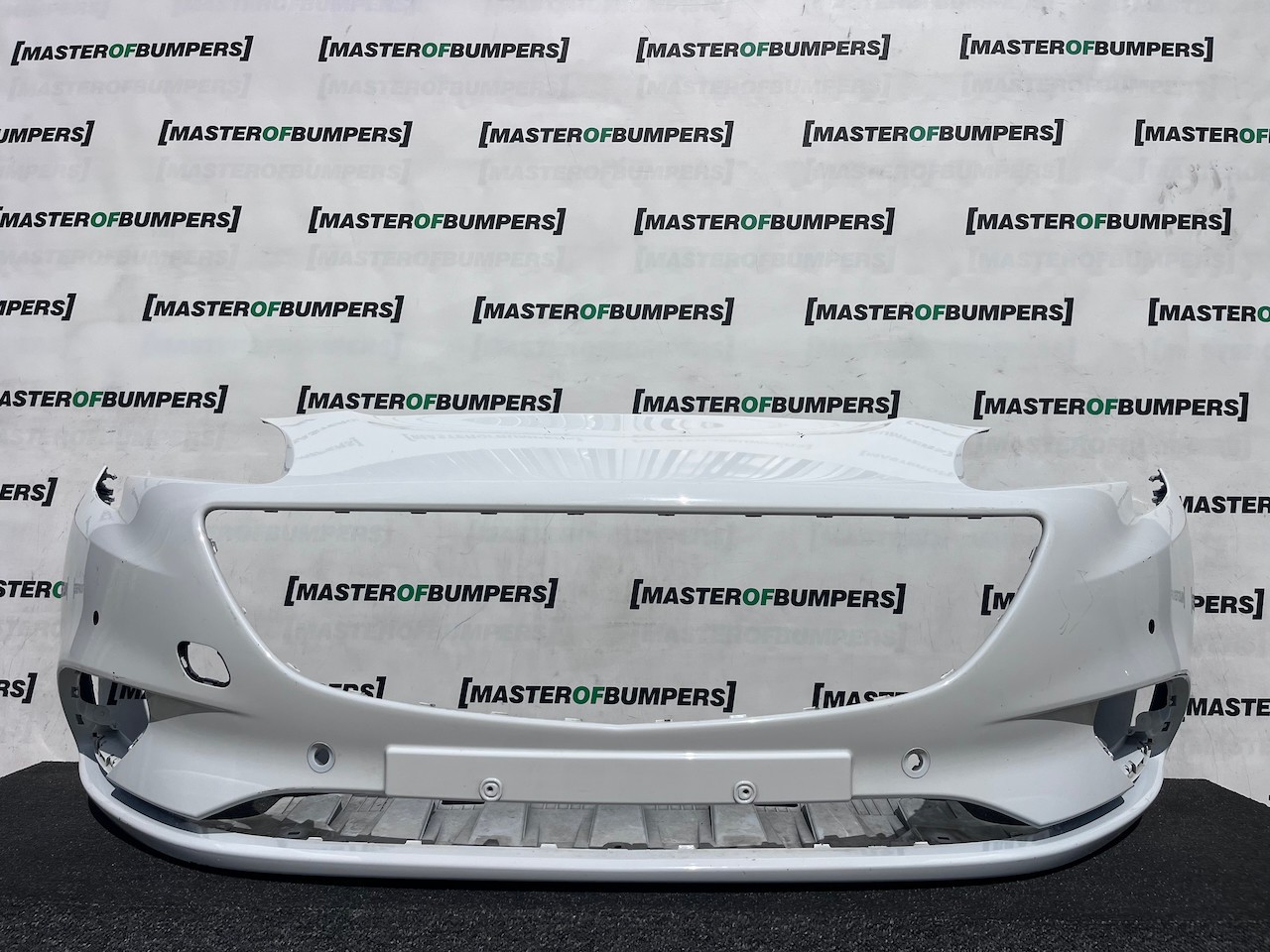 Vauxhall Corsa E Hatchback 2015-2018 Front Bumper 6 Pdc Genuine [q389]