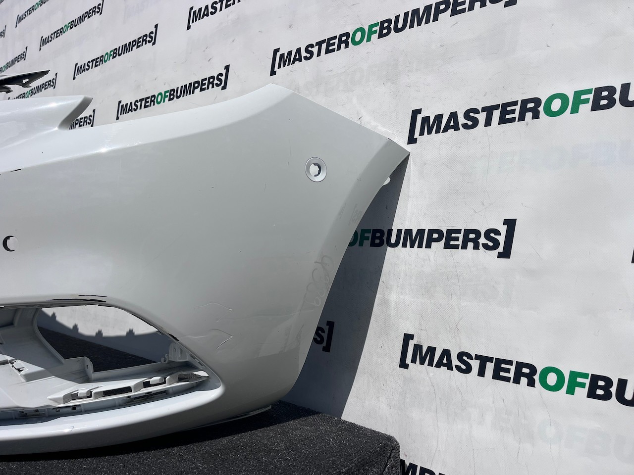 Vauxhall Corsa E Hatchback 2015-2018 Front Bumper 6 Pdc Genuine [q389]