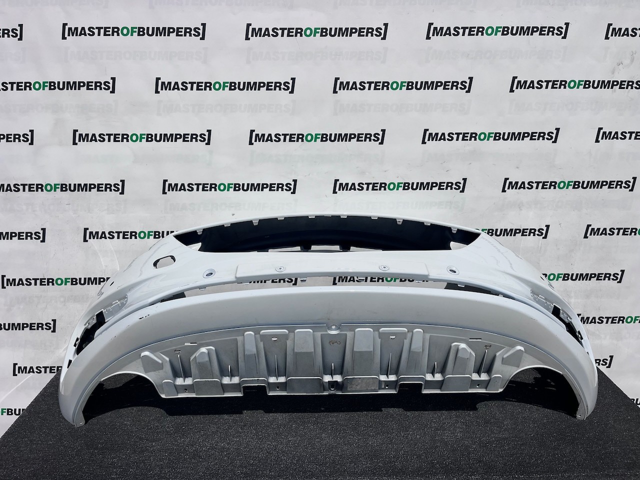 Vauxhall Corsa E Hatchback 2015-2018 Front Bumper 6 Pdc Genuine [q389]