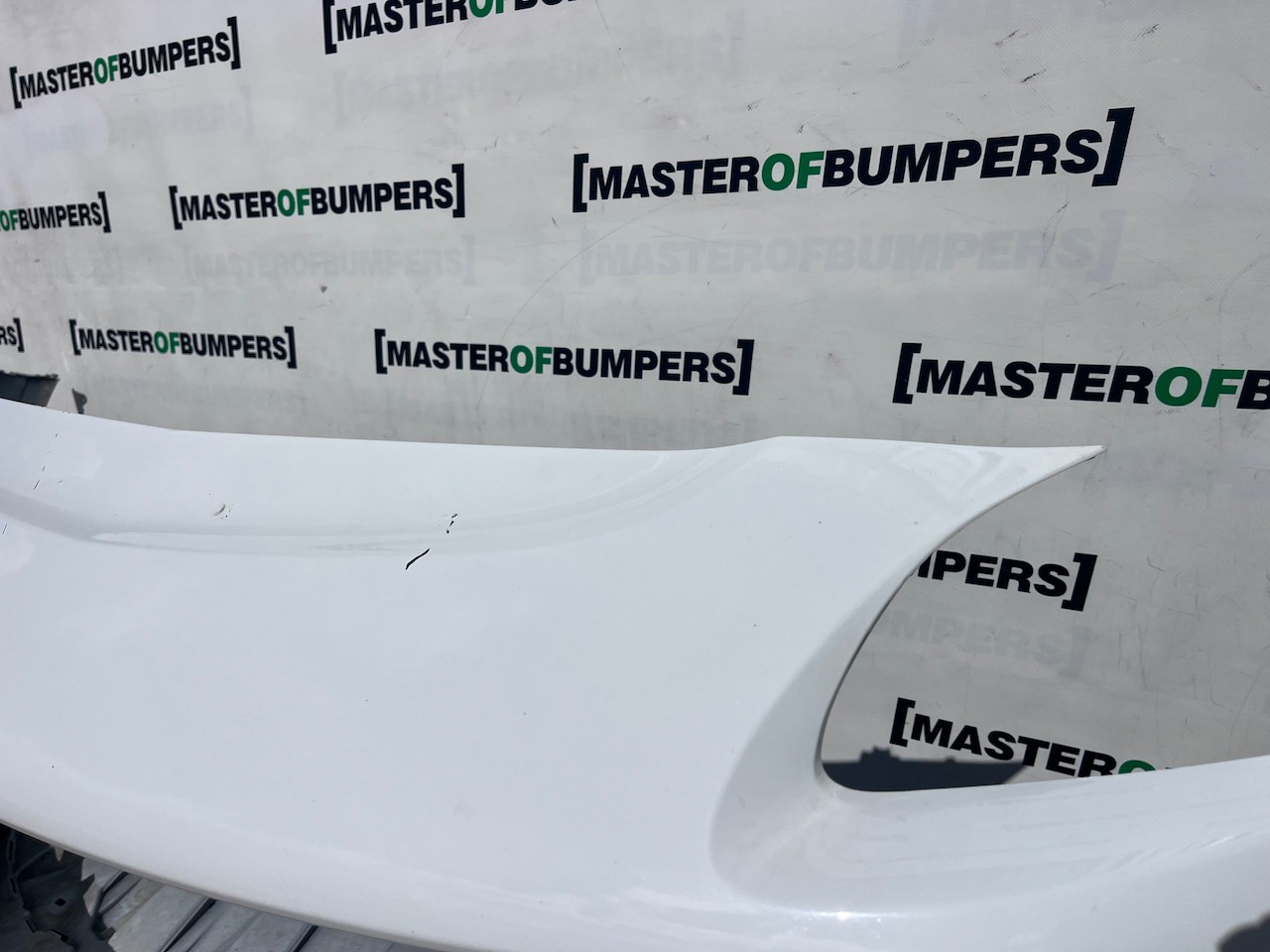 Vauxhall Corsa E Hatchback 2015-2018 Front Bumper 6 Pdc Genuine [q389]