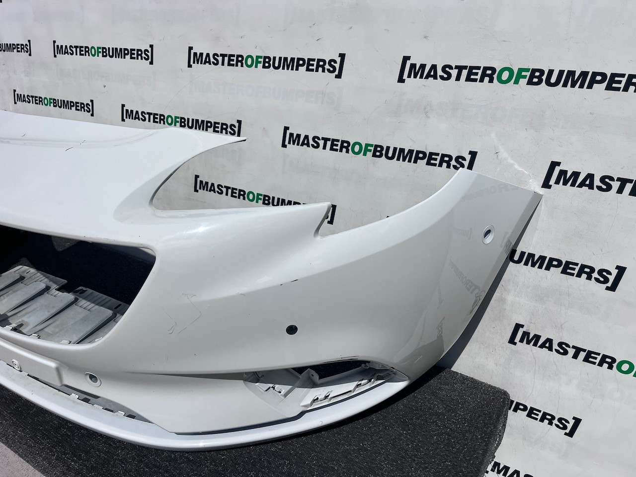 Vauxhall Corsa E Hatchback 2015-2018 Front Bumper 6 Pdc Genuine [q389]