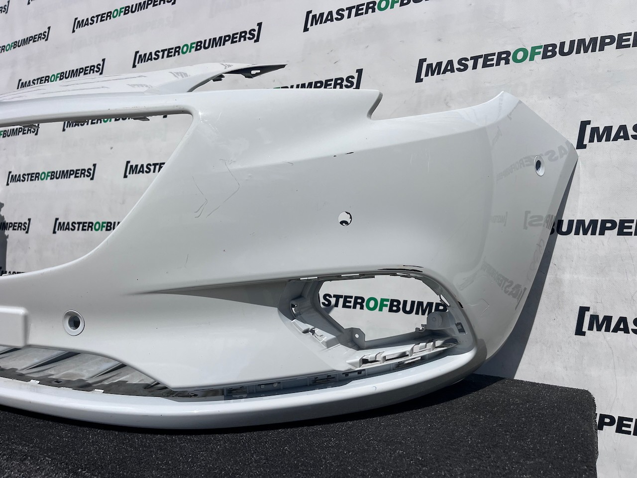 Vauxhall Corsa E Hatchback 2015-2018 Front Bumper 6 Pdc Genuine [q389]
