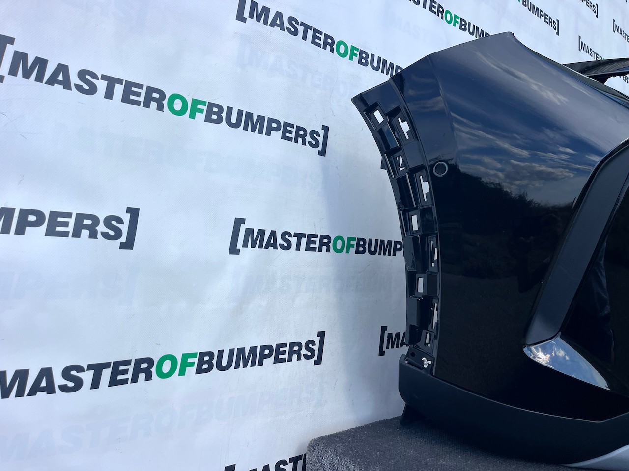 Vauxhall Frontera Gs Hybrid 2025-2027 Front Bumper 6 Pdc Genuine [q391]
