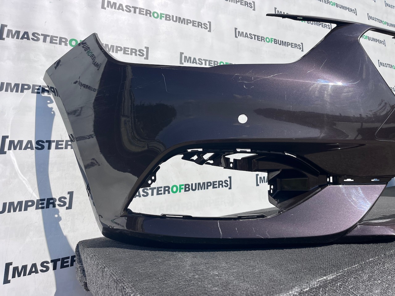 Vauxhall Insignia Se Saloon Estate 2017-2020 Front Bumper 4 Pdc Genuine [q397]