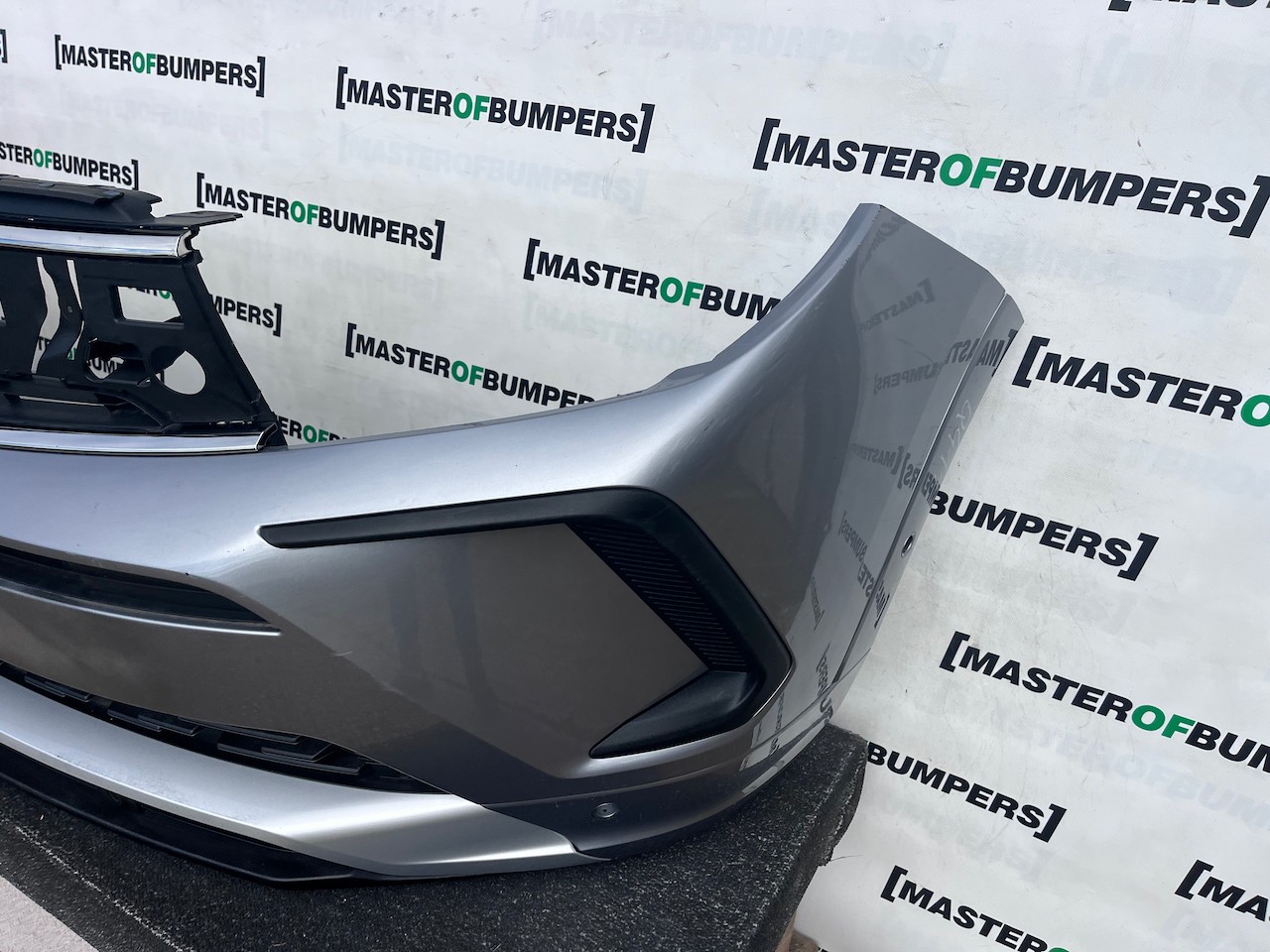 Vauxhall Grandland X Turbo Phev Lift 2021-2024 Font Bumper 6 Pdc Genuine [q411]