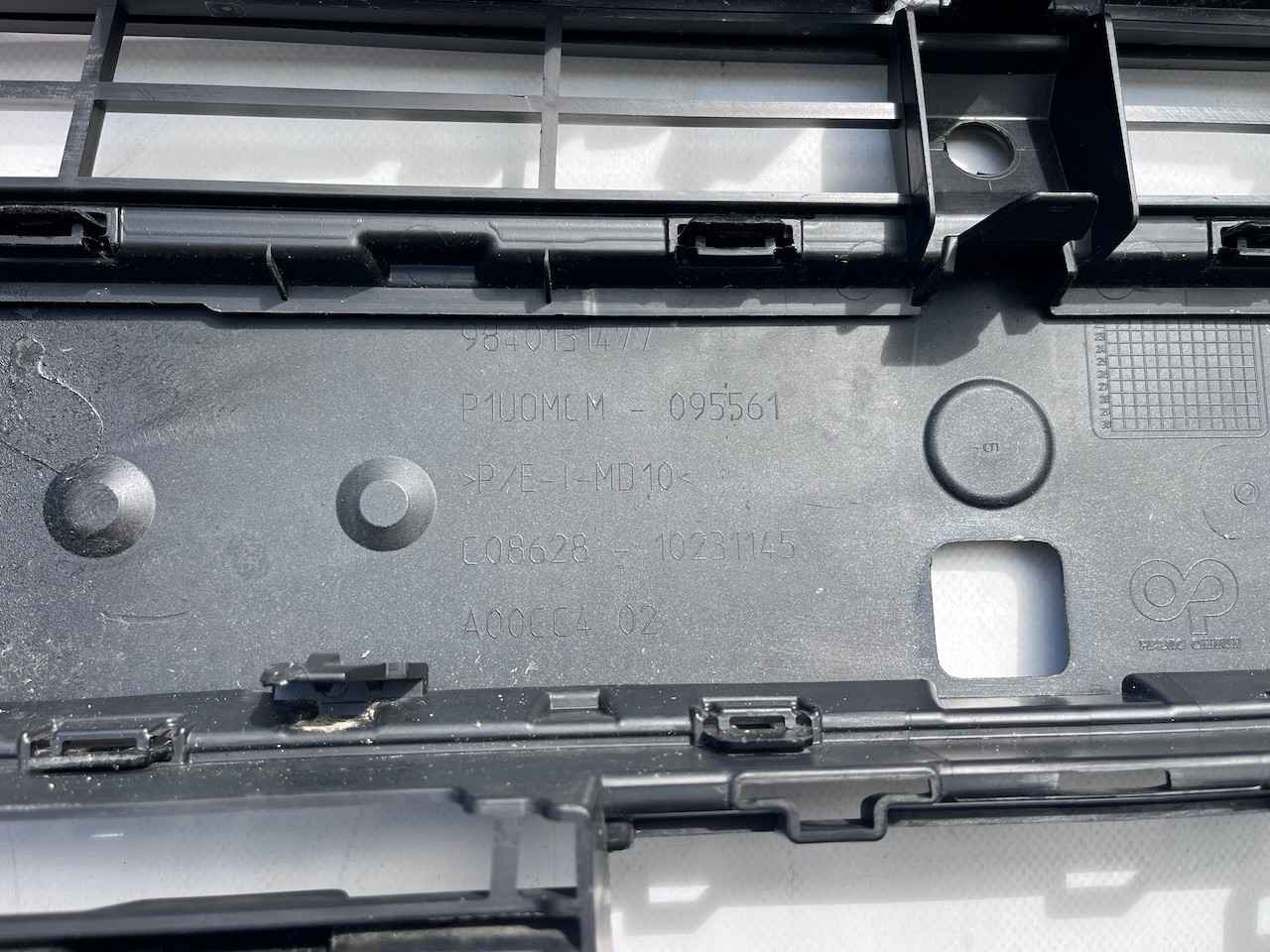 Vauxhall Grandland X Turbo Phev Lift 2021-2024 Font Bumper 6 Pdc Genuine [q410]
