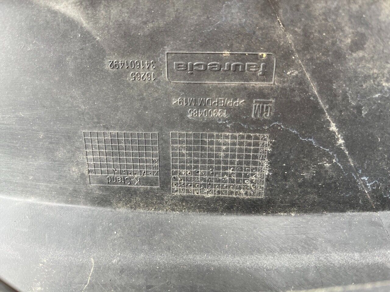 Vauxhall Zafira C Tourer 2012-2016 Front Bumper 4 Pdc No Jets Genuine [q56]