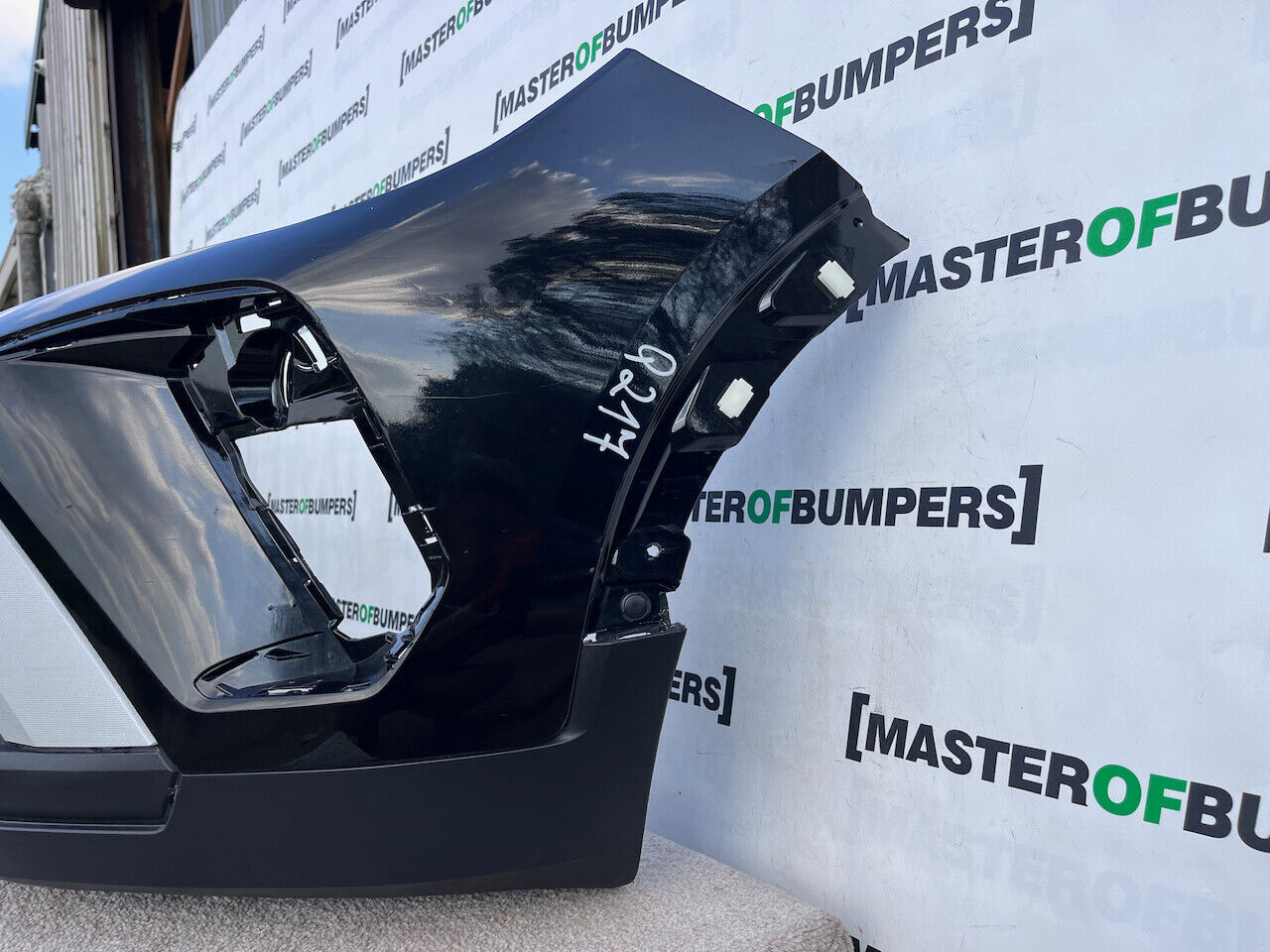 Vauxhall Crossland X Turbo Sri 2017-2021 Front Bumper 4 Pdc Genuine [q217]