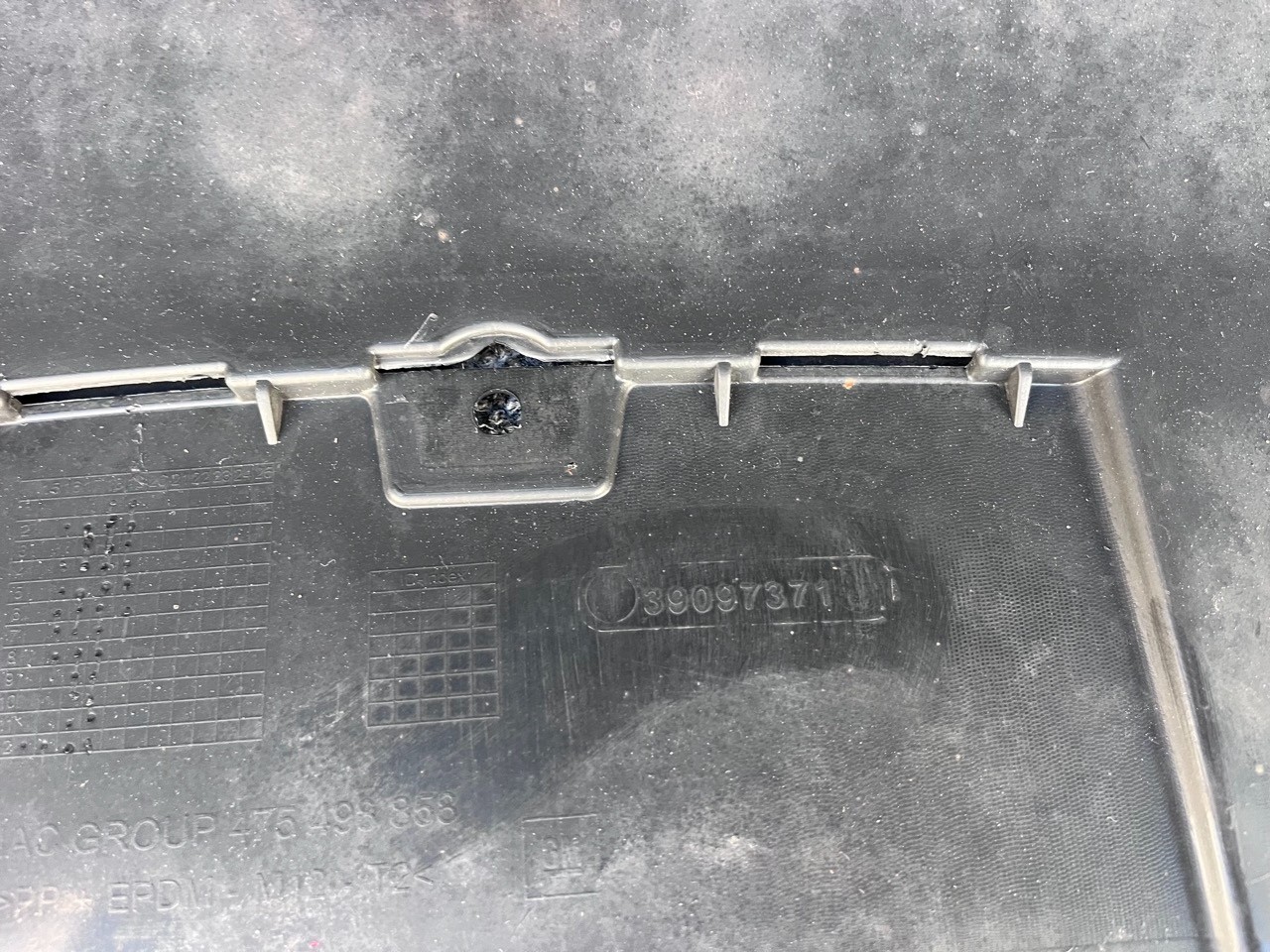 Vauxhall Crossland X 2018-2021 Front Bumper No Pdc Genuine [q313]