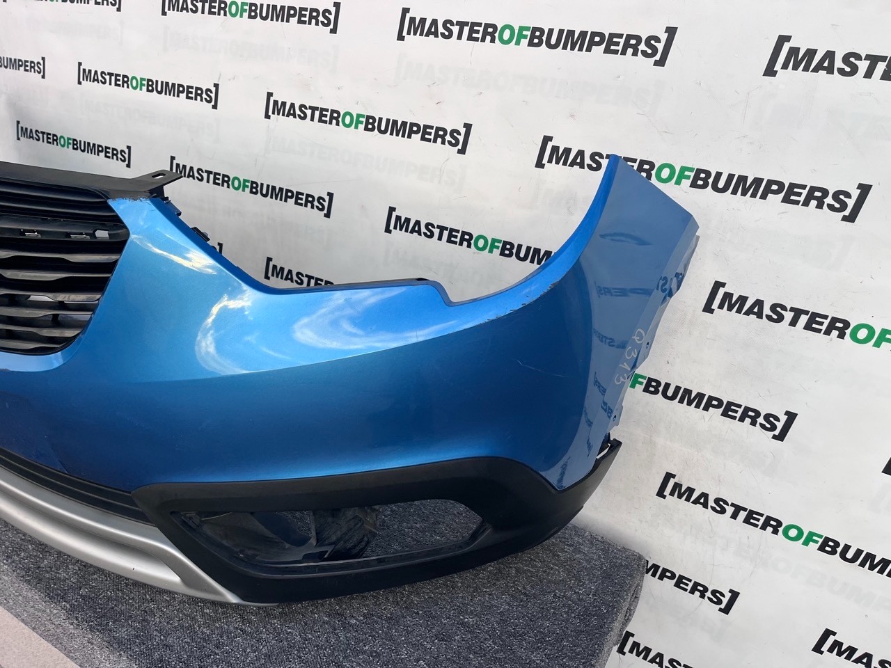 Vauxhall Crossland X 2018-2021 Front Bumper No Pdc Genuine [q313]