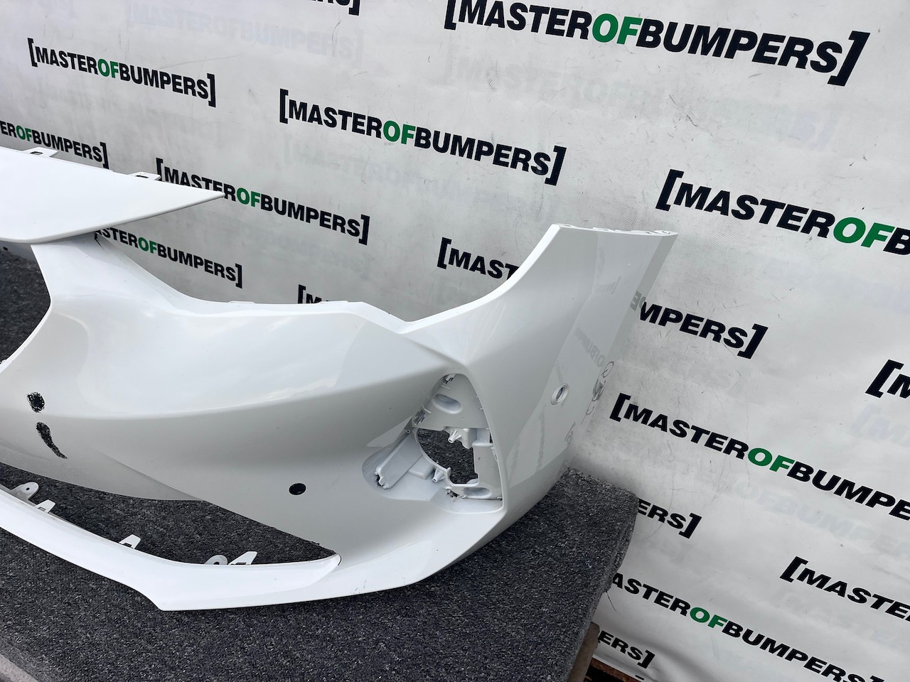 Vauxhall Corsa F 1.2 Turbo Ultimate 2019-2022 Front Bumper 6 Pdc Genuine [q322]