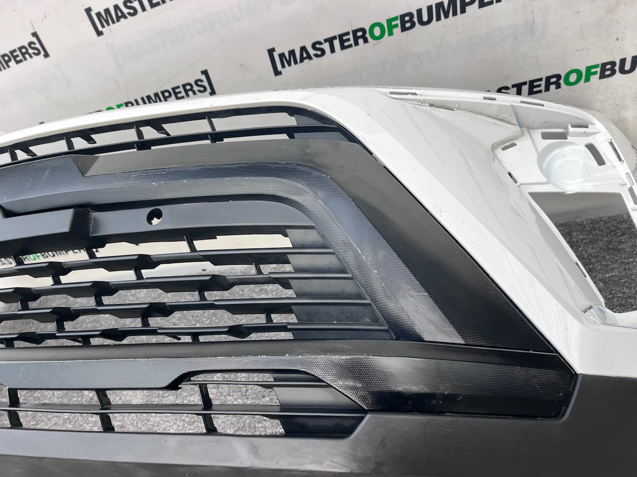 Vauxhall Crossland X Turbo Sri Lift 2021-2025 Front Bumper 6 Pdc Genuine [q324]