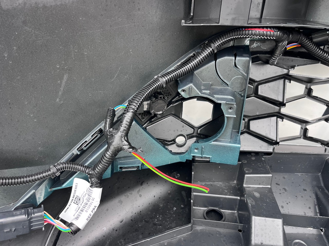 Vauxhall Frontera Gs Hybrid 2025-2027 Front Bumper 6 Pdc Genuine [q328]