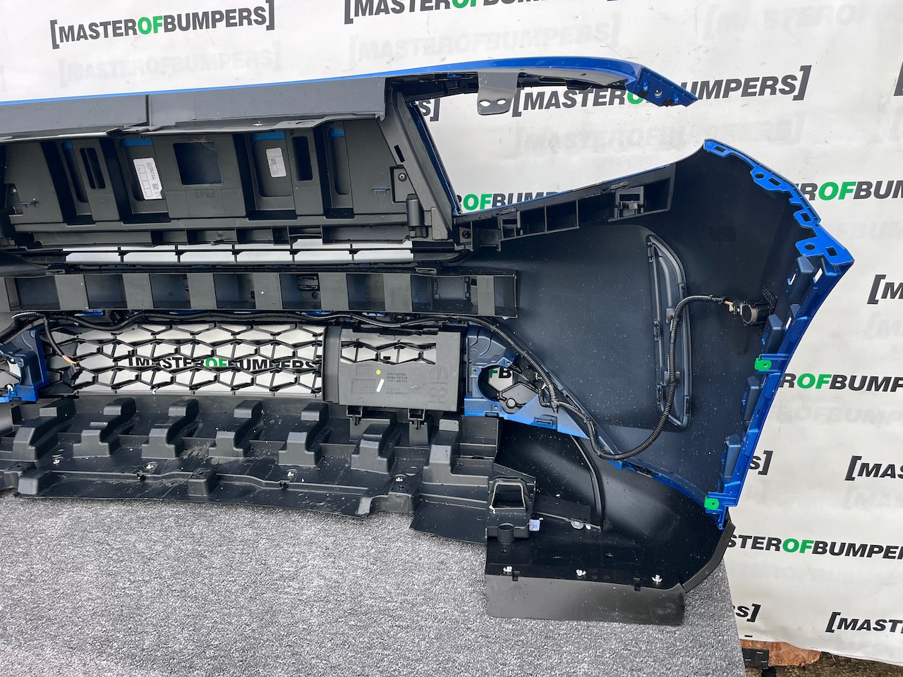 Vauxhall Frontera Gs Hybrid 2025-2027 Front Bumper 6 Pdc Genuine [q332]