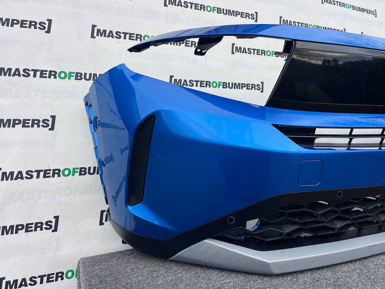 Vauxhall Frontera Gs Hybrid 2025-2027 Front Bumper 6 Pdc Genuine [q332]