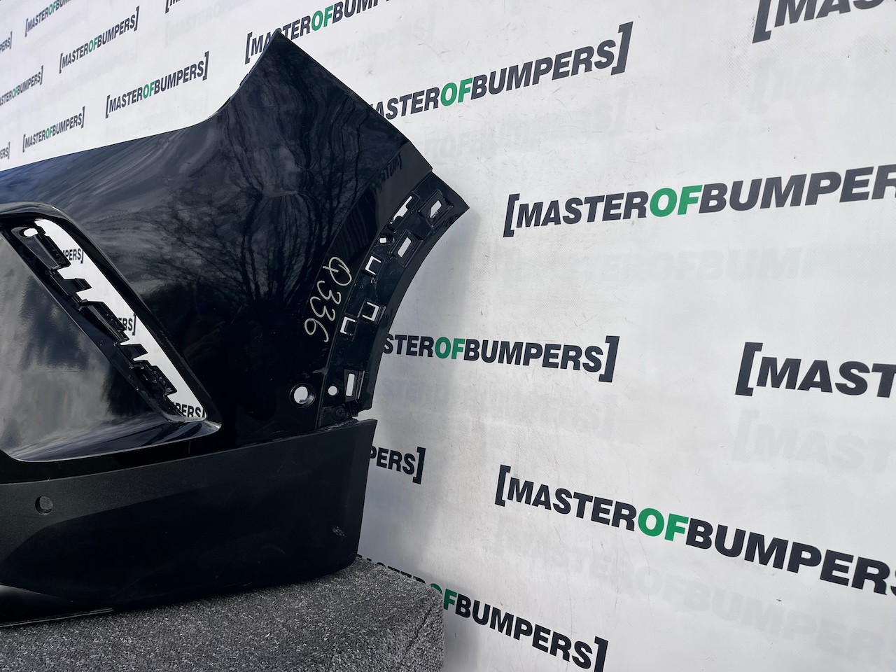 Vauxhall Mokka Elite Sri Turbo 2021-2024 Front Bumper 6 Pdc Genuine [q336]