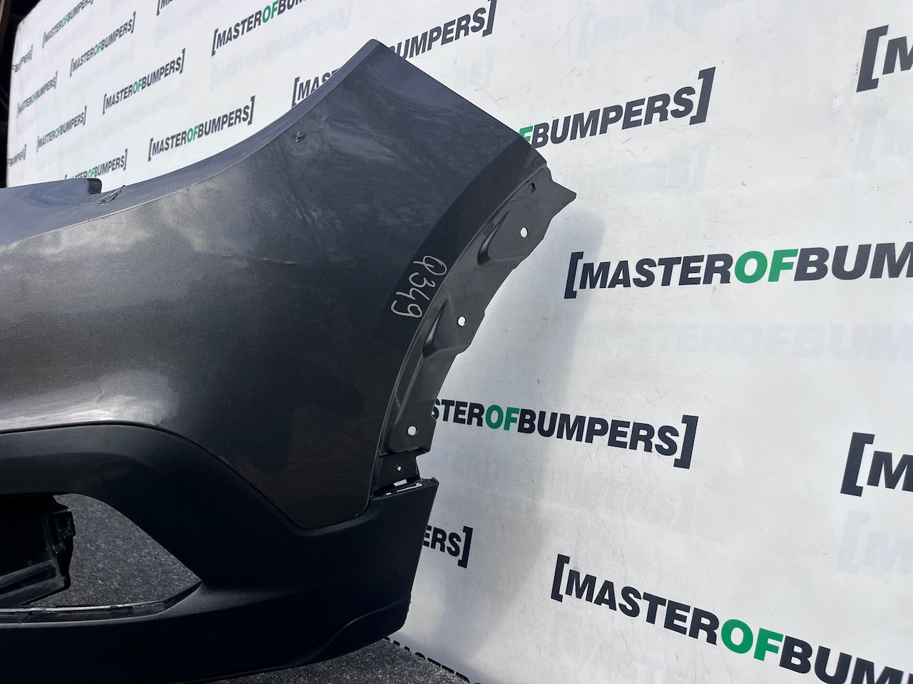 Vauxhall Crossland X Elite 2018-2021 Front Bumper No Pdc Genuine [q349]