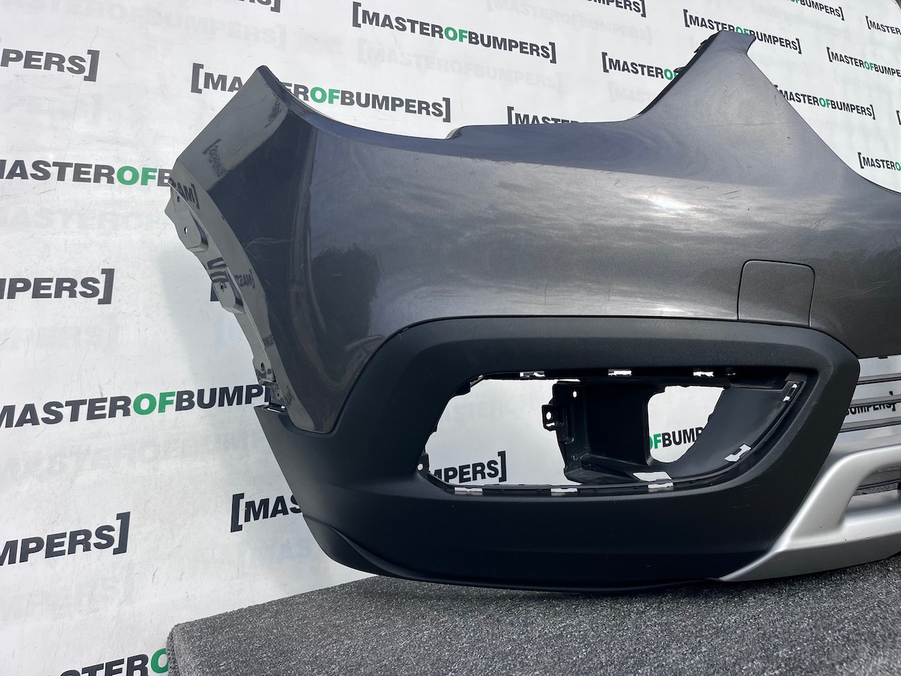 Vauxhall Crossland X Elite 2018-2021 Front Bumper No Pdc Genuine [q349]