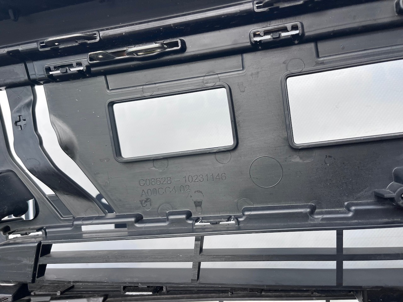 Vauxhall Grandland X Phev Lift 2021-2024 Font Bumper 6 Pdc Genuine [q353]