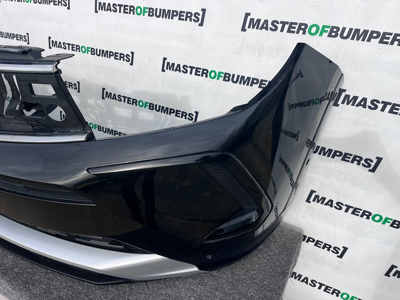 Vauxhall Grandland X Phev Lift 2021-2024 Font Bumper 6 Pdc Genuine [q353]