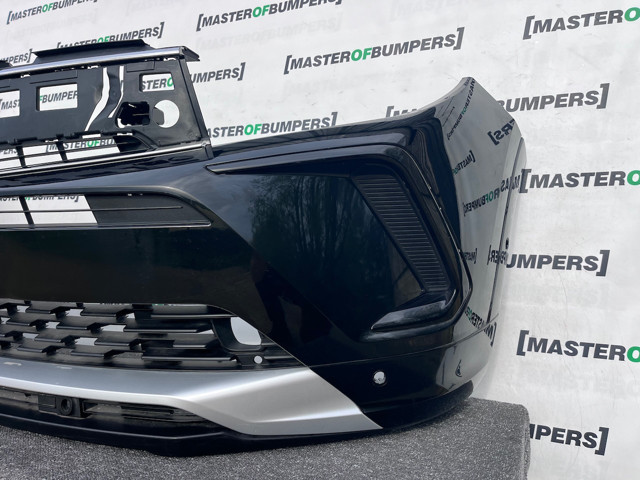 Vauxhall Grandland X Phev Lift 2021-2024 Font Bumper 6 Pdc Genuine [q353]