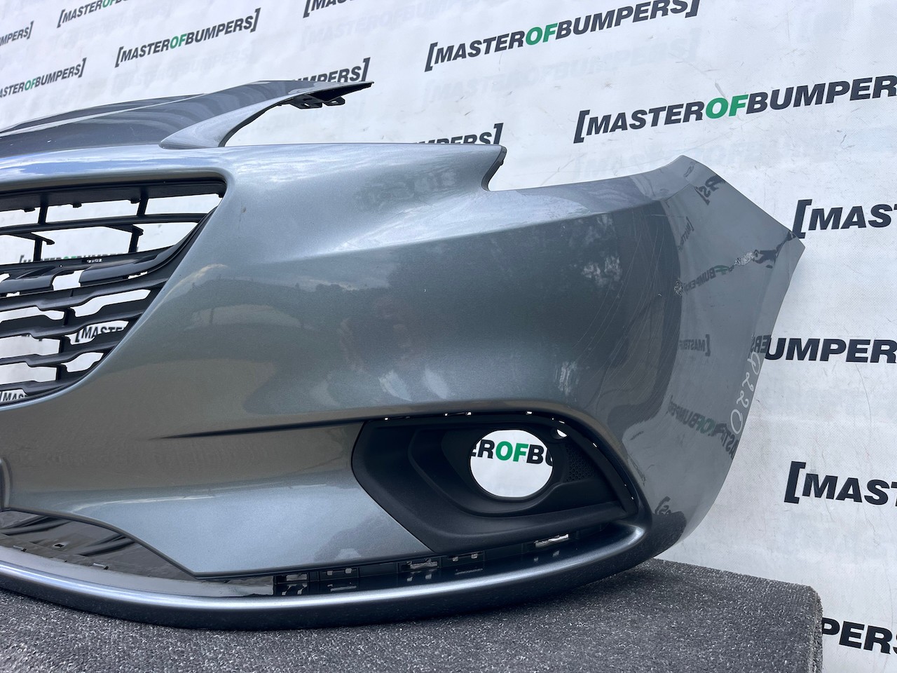 Vauxhall Corsa E Hatchback 2015-2018 Front Bumper No Pdc Genuine [q220]