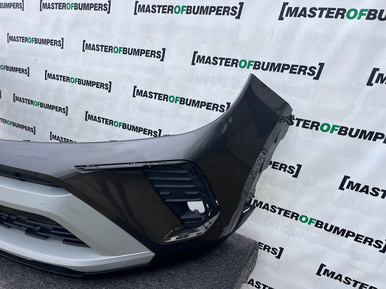 Vauxhall Crossland X Turbo Sri Lift 2021-2025 Front Bumper No Pdc Genuine [q361]