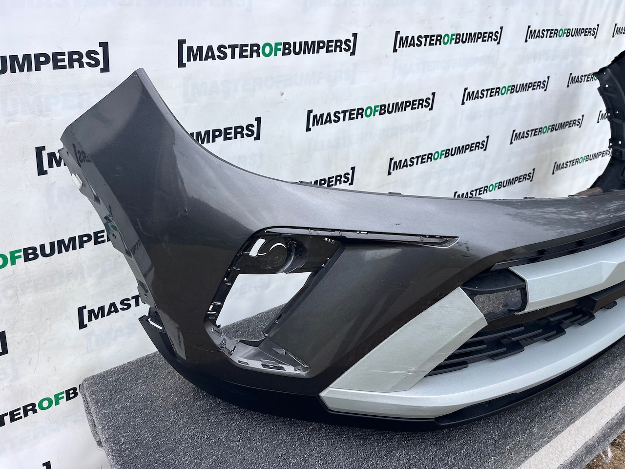 Vauxhall Crossland X Turbo Sri Lift 2021-2025 Front Bumper No Pdc Genuine [q361]