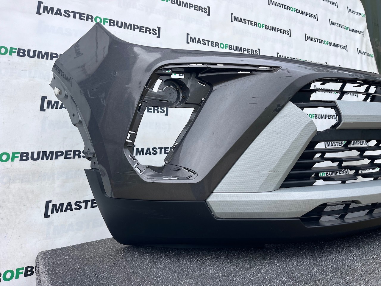 Vauxhall Crossland X Turbo Sri Lift 2021-2025 Front Bumper No Pdc Genuine [q361]