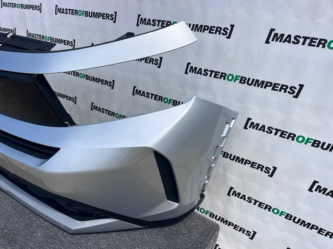 Vauxhall Frontera Gs Hybrid 2025-2027 Front Bumper 6 Pdc Genuine [q367]