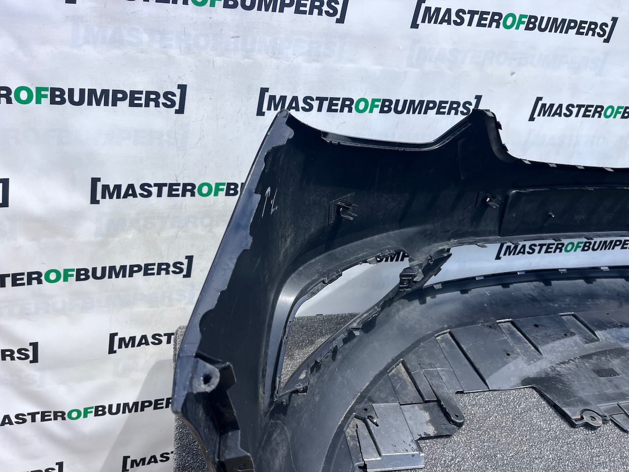 Vauxhall Zafira C Tourer Lift 2017-2022 Front Bumper 4 Pdc Genuine [q387]