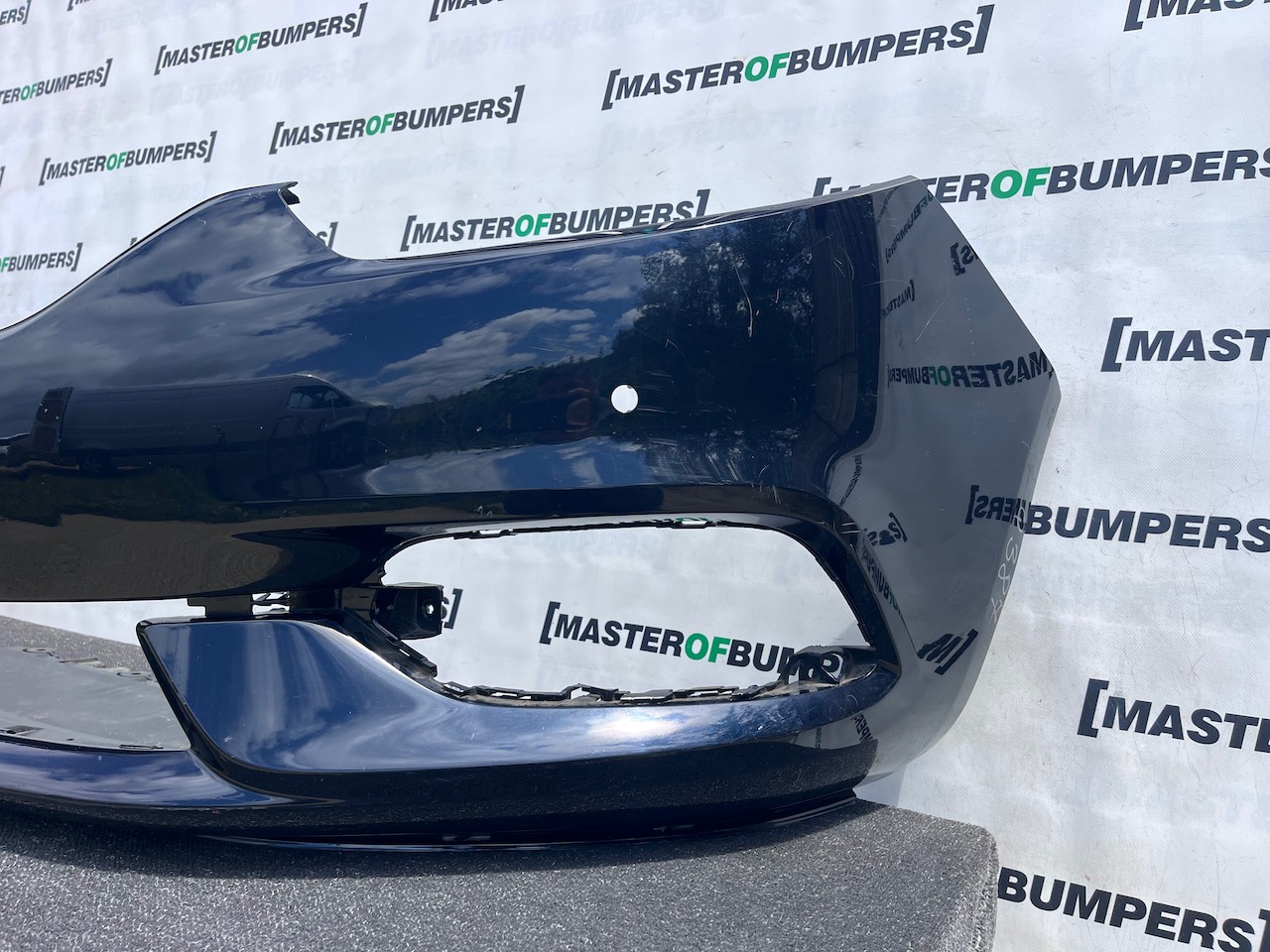 Vauxhall Zafira C Tourer Lift 2017-2022 Front Bumper 4 Pdc Genuine [q387]