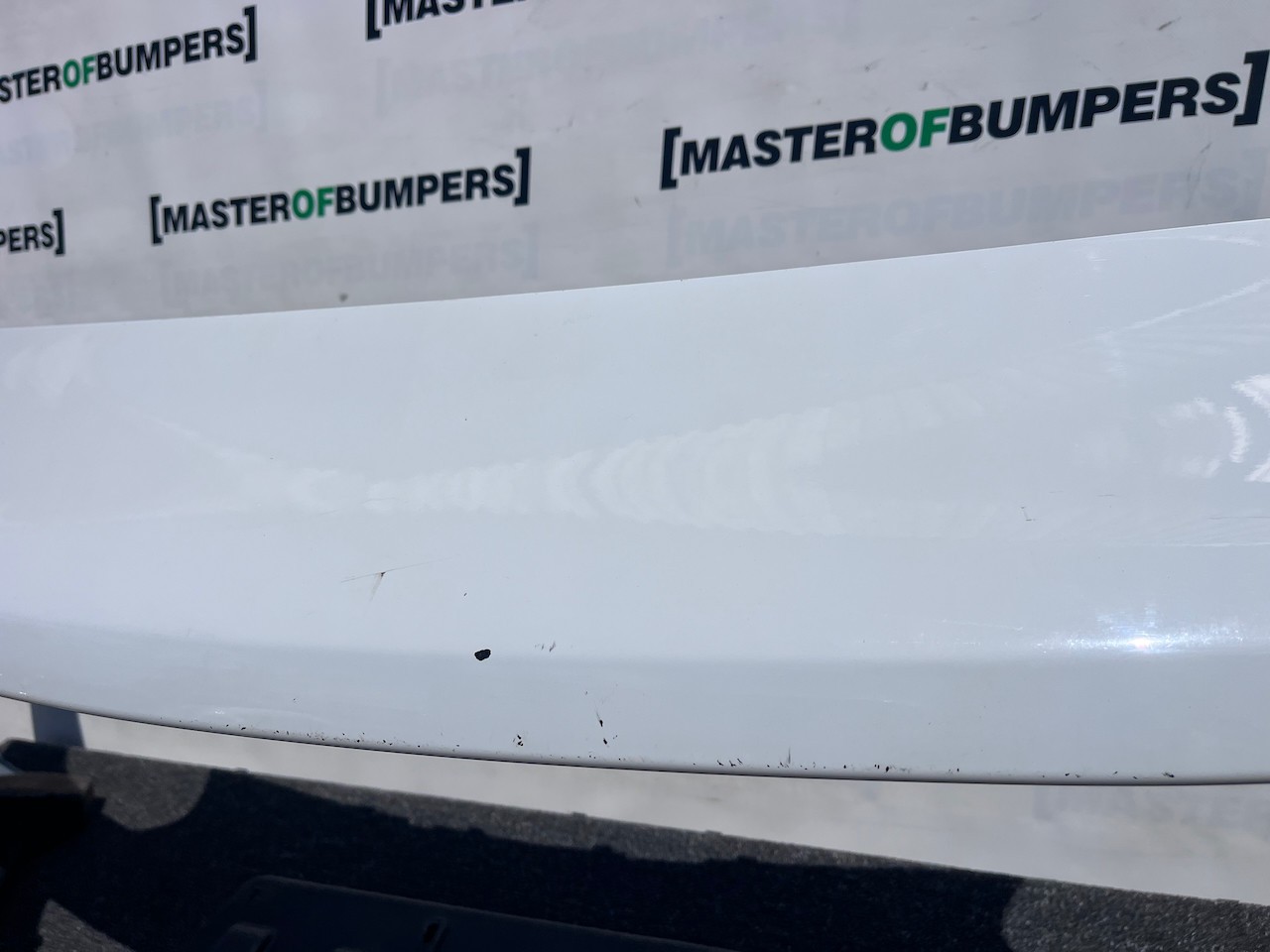 Vauxhall Adam Se Limited Hatchback 2013-2018 Front Bumper No Pdc Genuine [q383]
