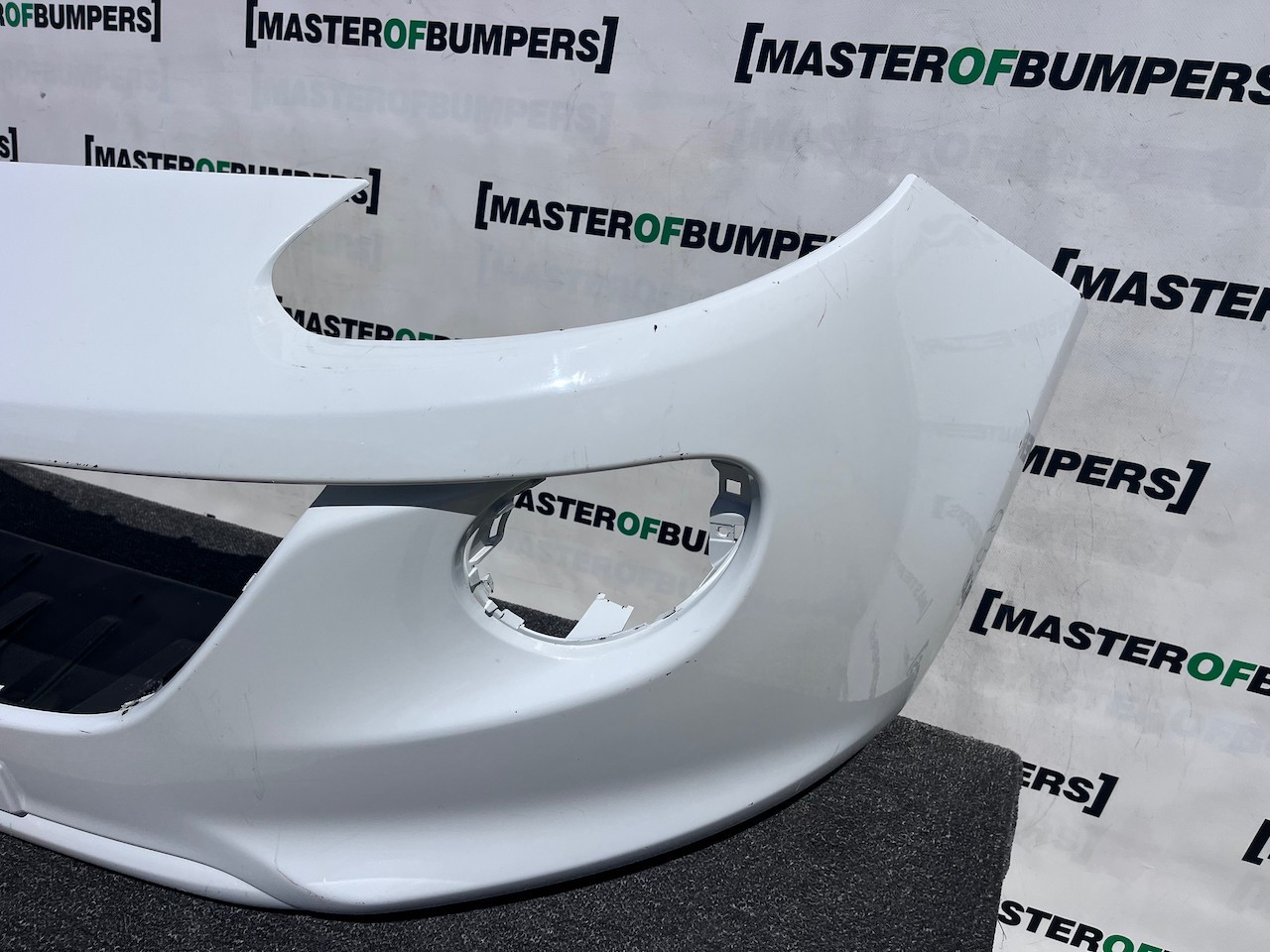 Vauxhall Adam Se Limited Hatchback 2013-2018 Front Bumper No Pdc Genuine [q383]