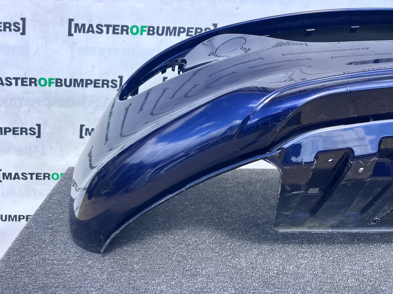 Vauxhall Adam Se Limited Hatchback 2013-2018 Front Bumper No Pdc Genuine [q386]