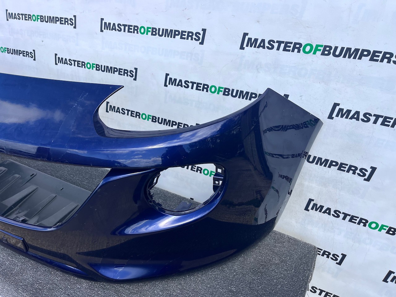 Vauxhall Adam Se Limited Hatchback 2013-2018 Front Bumper No Pdc Genuine [q386]