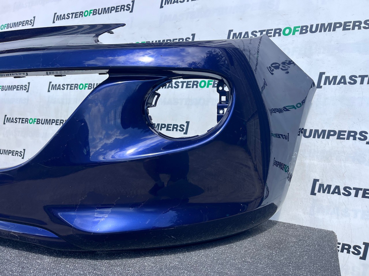 Vauxhall Adam Se Limited Hatchback 2013-2018 Front Bumper No Pdc Genuine [q386]