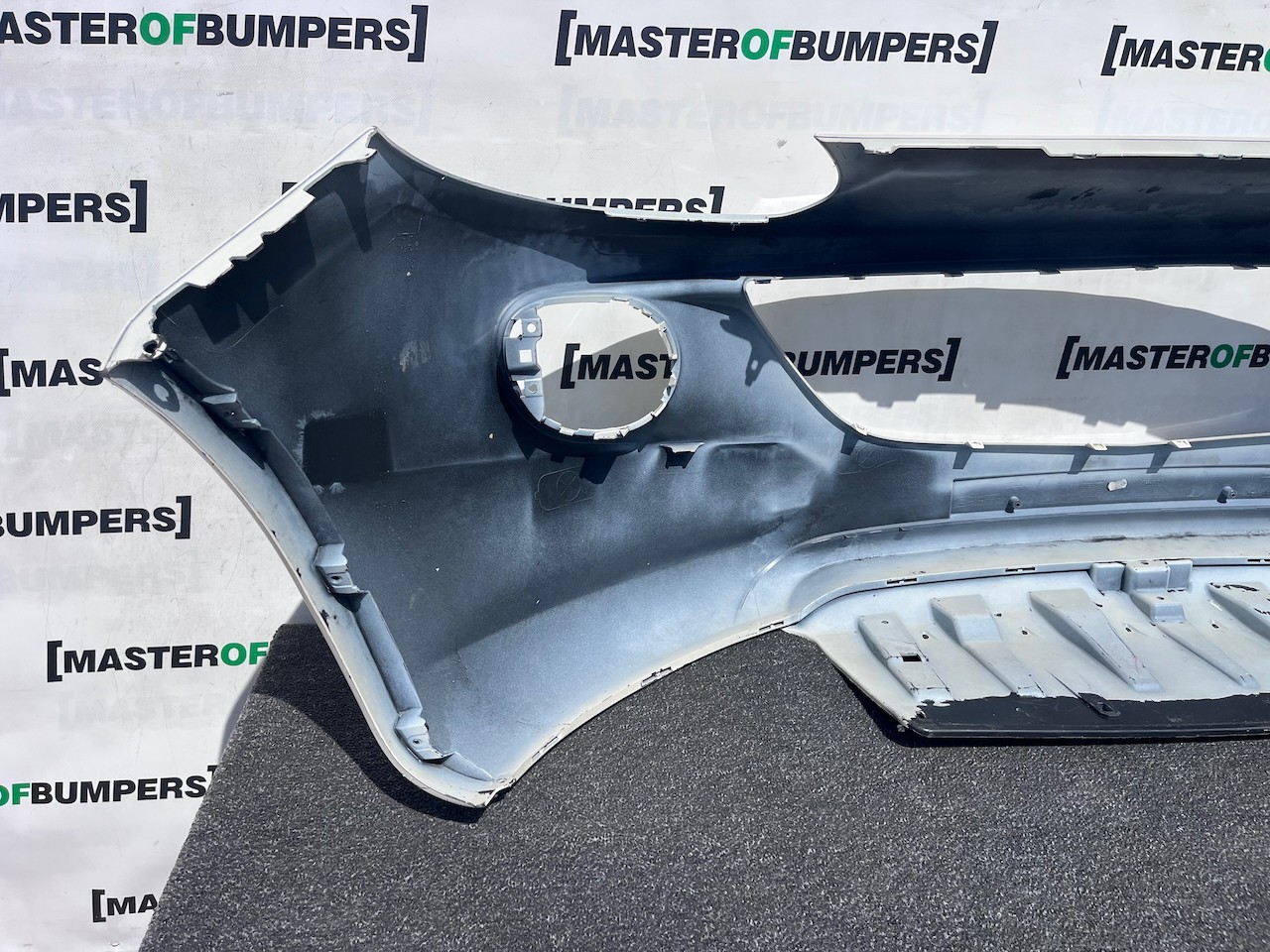 Vauxhall Adam Se Limited Hatchback 2013-2018 Front Bumper No Pdc Genuine [q385]