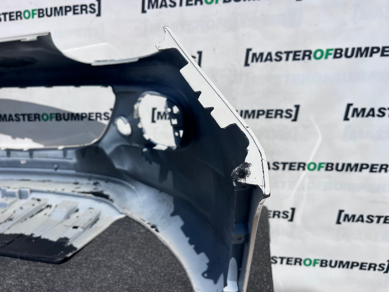 Vauxhall Adam Se Limited Hatchback 2013-2018 Front Bumper No Pdc Genuine [q385]