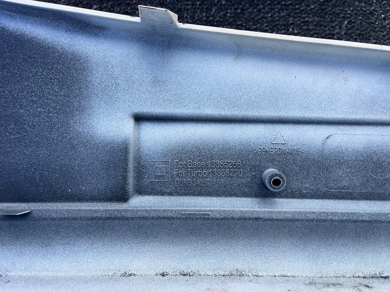 Vauxhall Adam Se Limited Hatchback 2013-2018 Front Bumper No Pdc Genuine [q385]