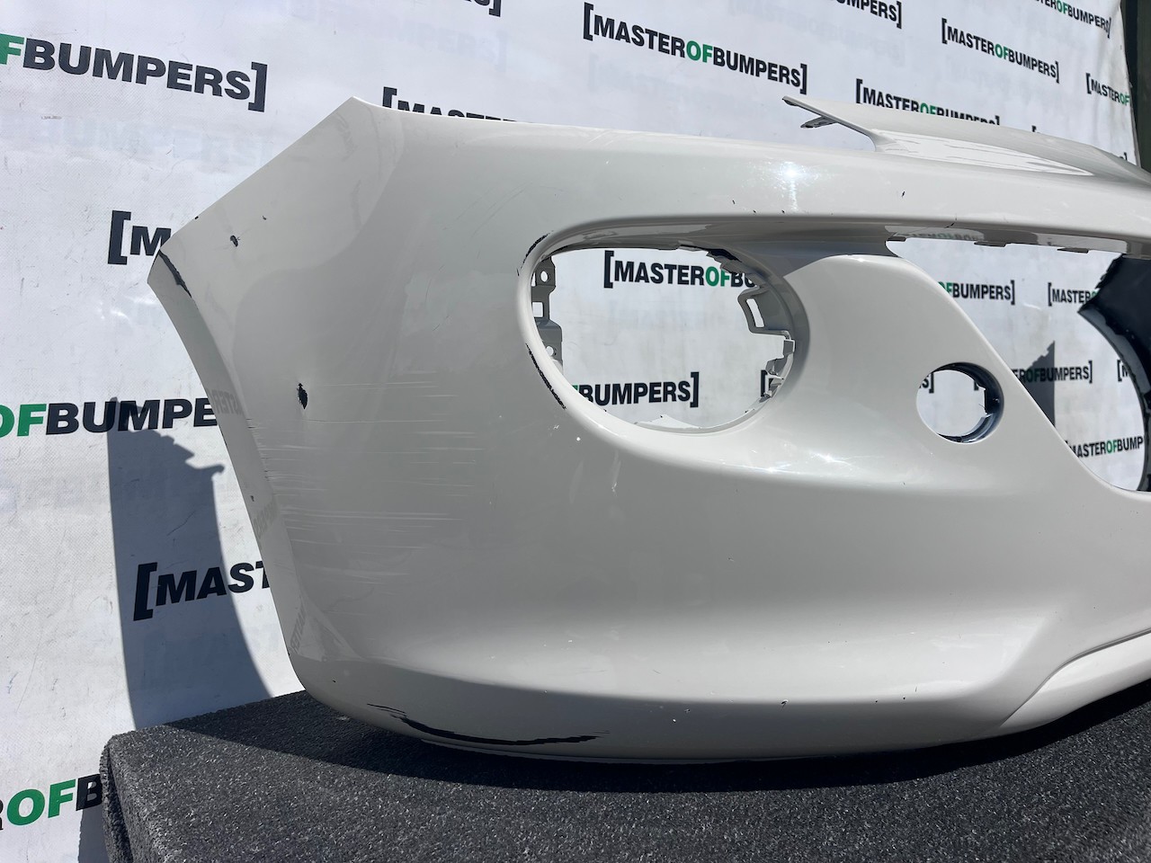 Vauxhall Adam Se Limited Hatchback 2013-2018 Front Bumper No Pdc Genuine [q385]