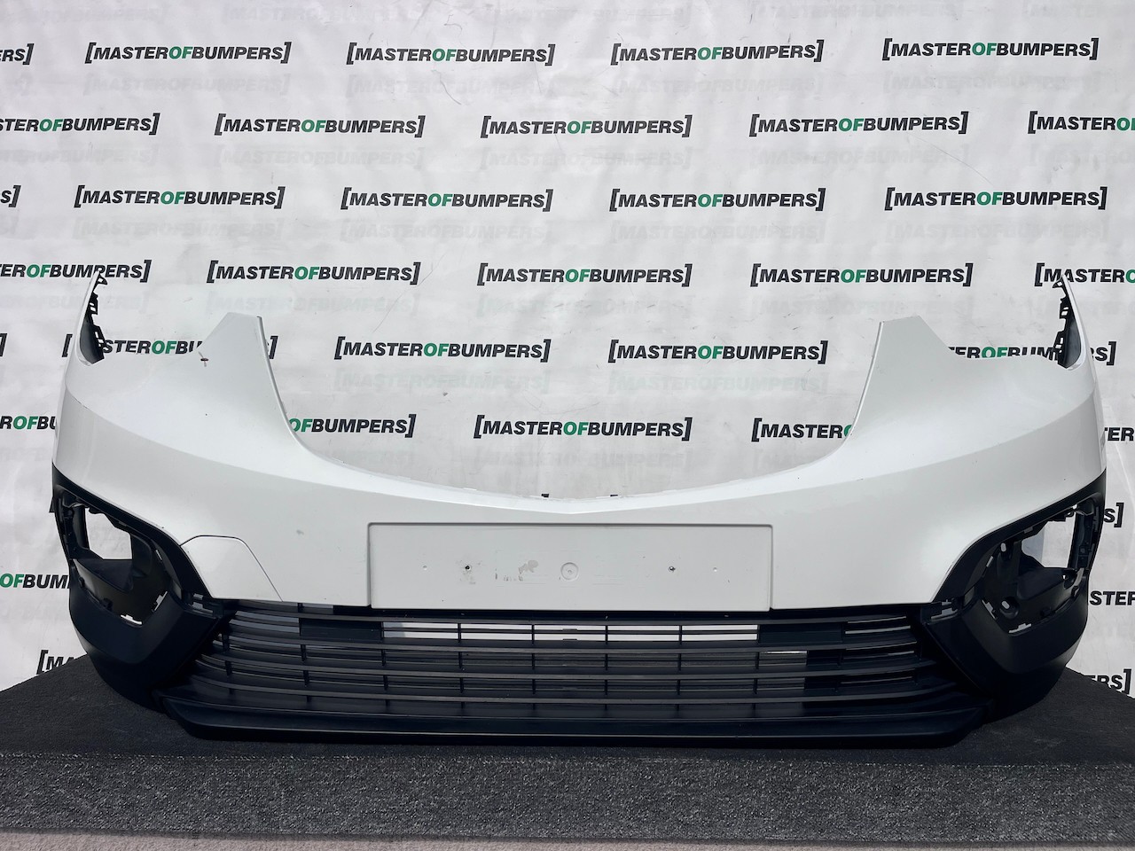 Vauxhall Combo E Van 2019-2024 Front Bumper No Pdc Genuine [q390]